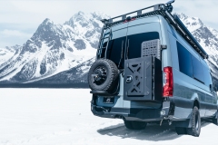 BLUE_CAMPER-5