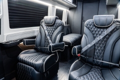BLACK_VAN-11