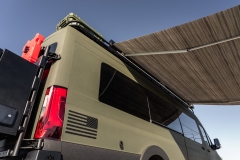 GREEN_VAN-9-1